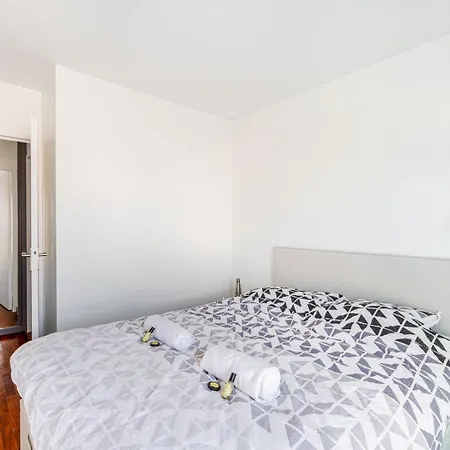 Apartament Guestready - Charming Getaway Near La Villette Paryż